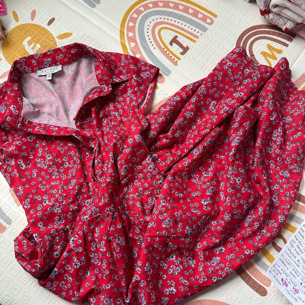 Hayden floral midi dress size S